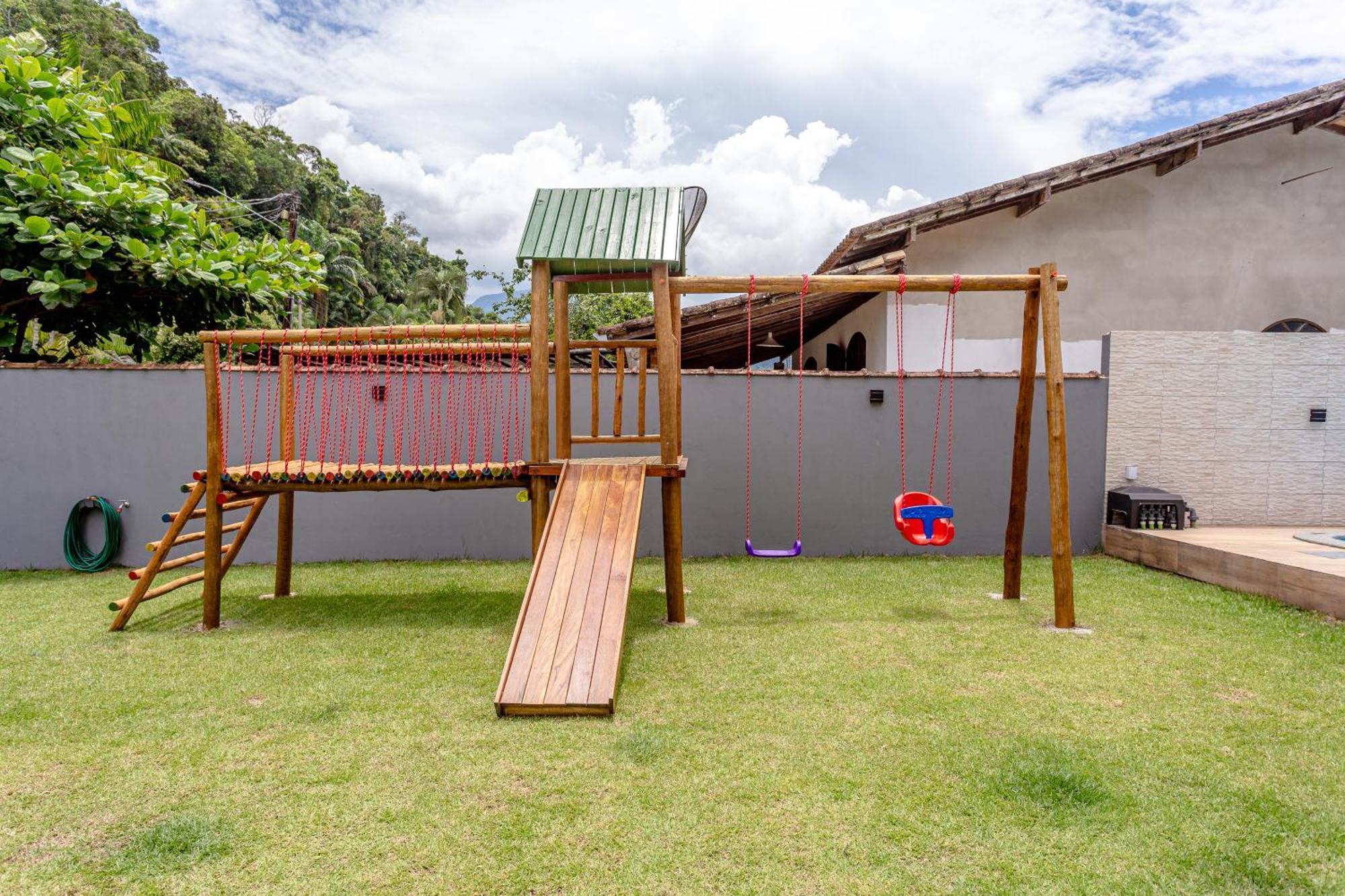 Casa Em Com 4 Suites, Piscina E Churrasqueira Proximo Praias Holiday home Paraty