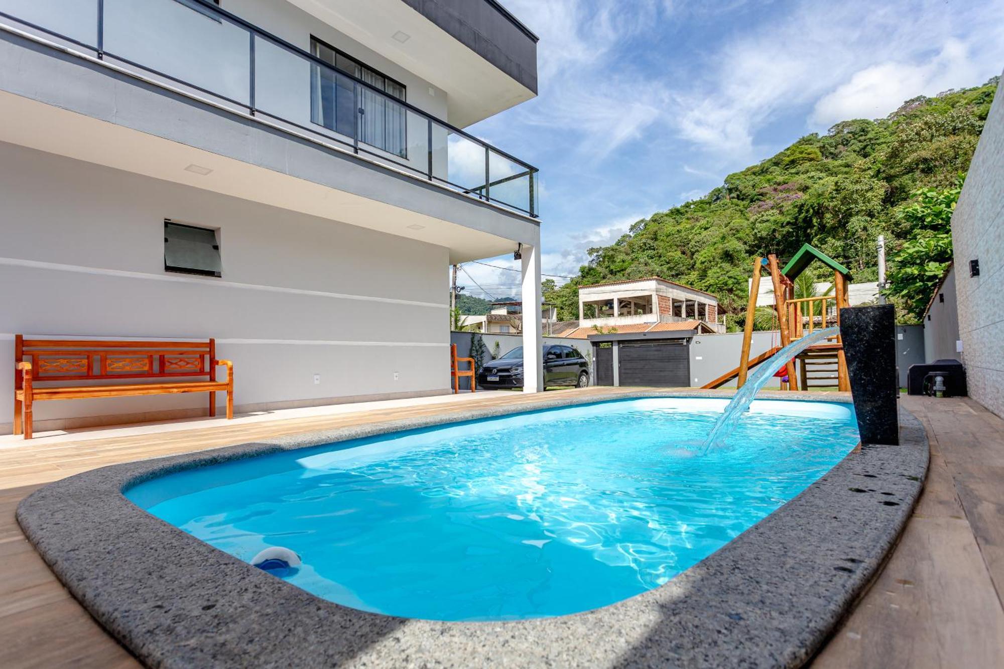 Casa Em Com 4 Suites, Piscina E Churrasqueira Proximo Praias Paraty