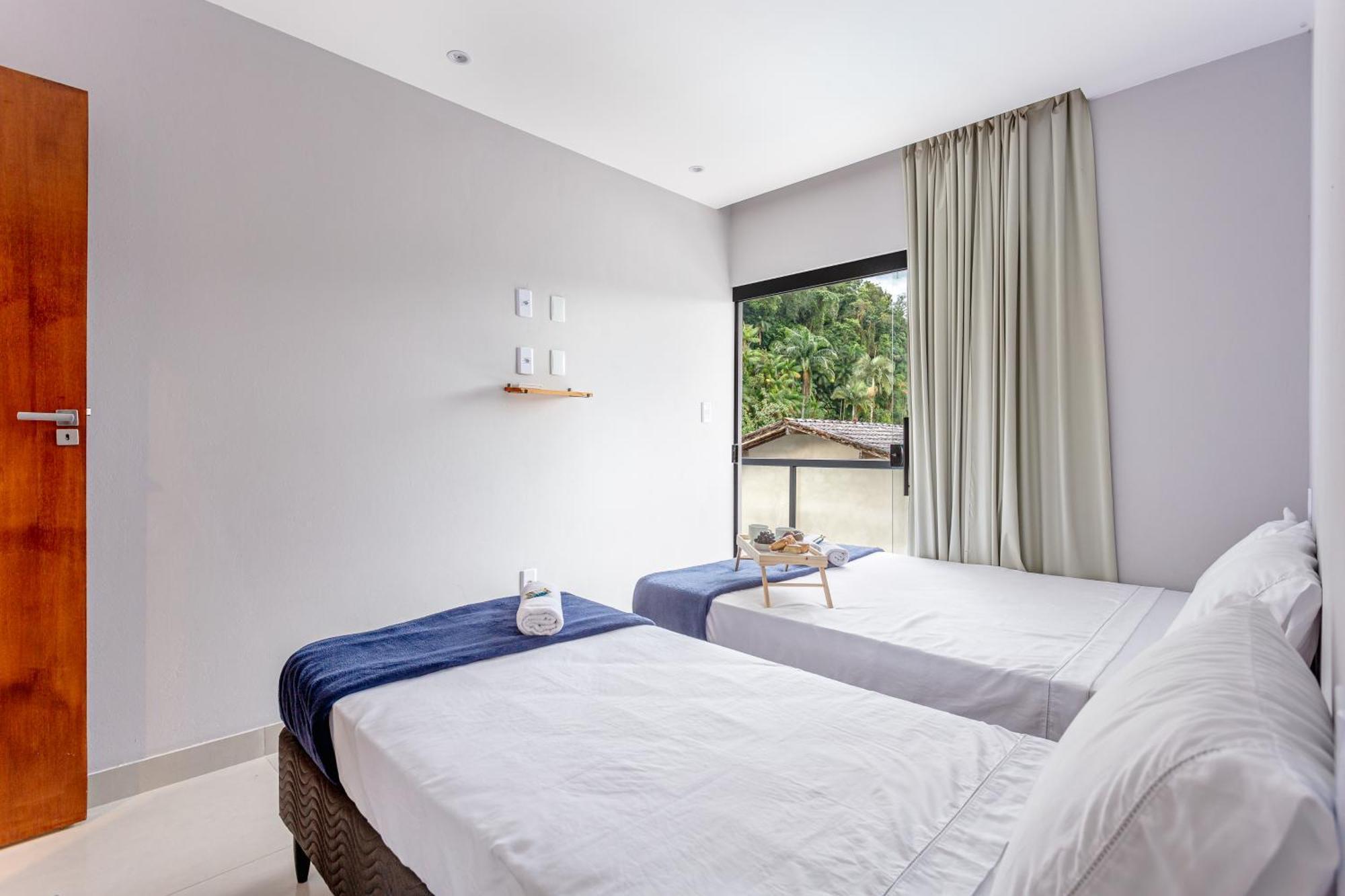 Casa Em Com 4 Suites, Piscina E Churrasqueira Proximo Praias Holiday home