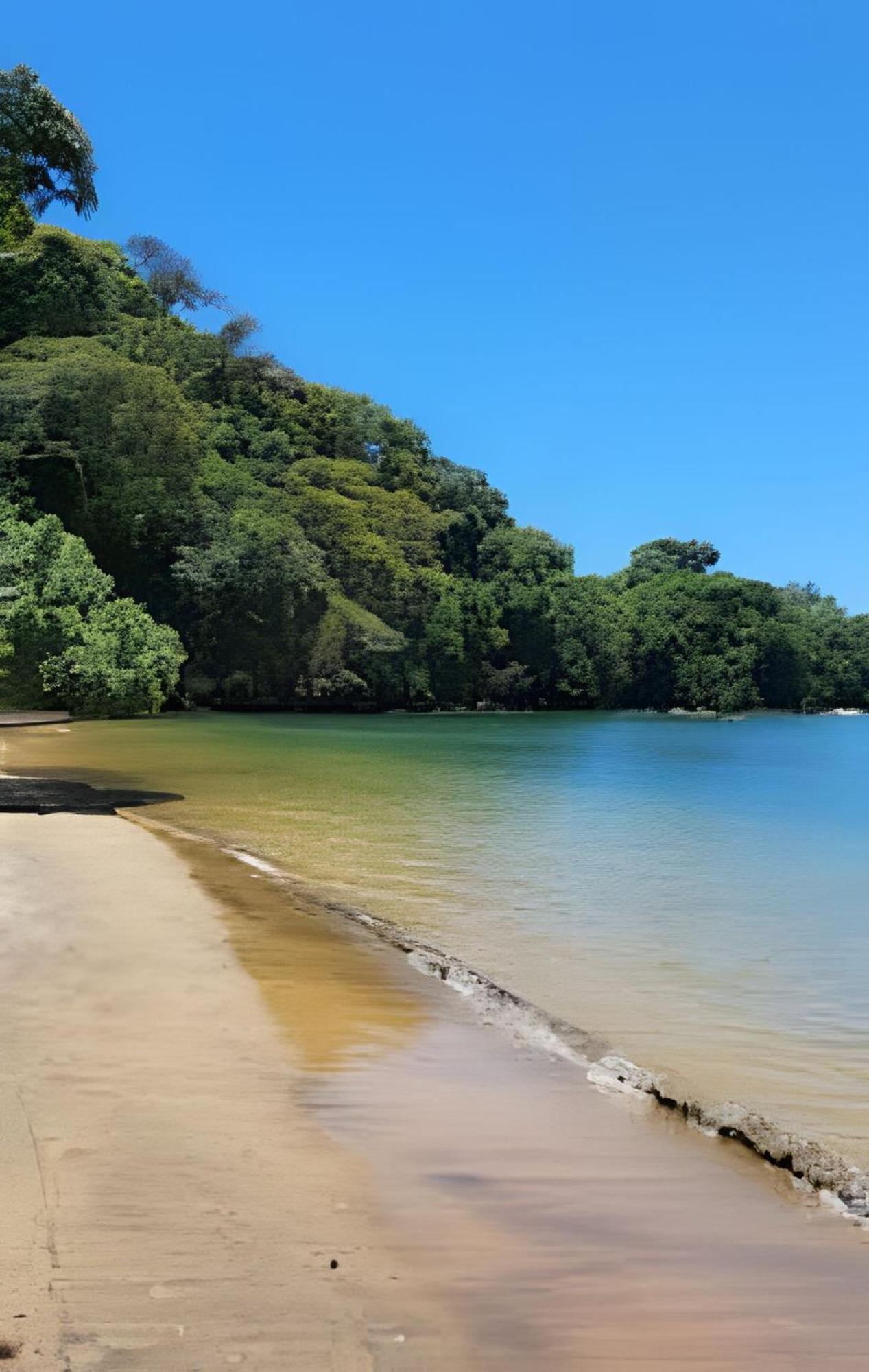 Casa Em Com 4 Suites, Piscina E Churrasqueira Proximo Praias