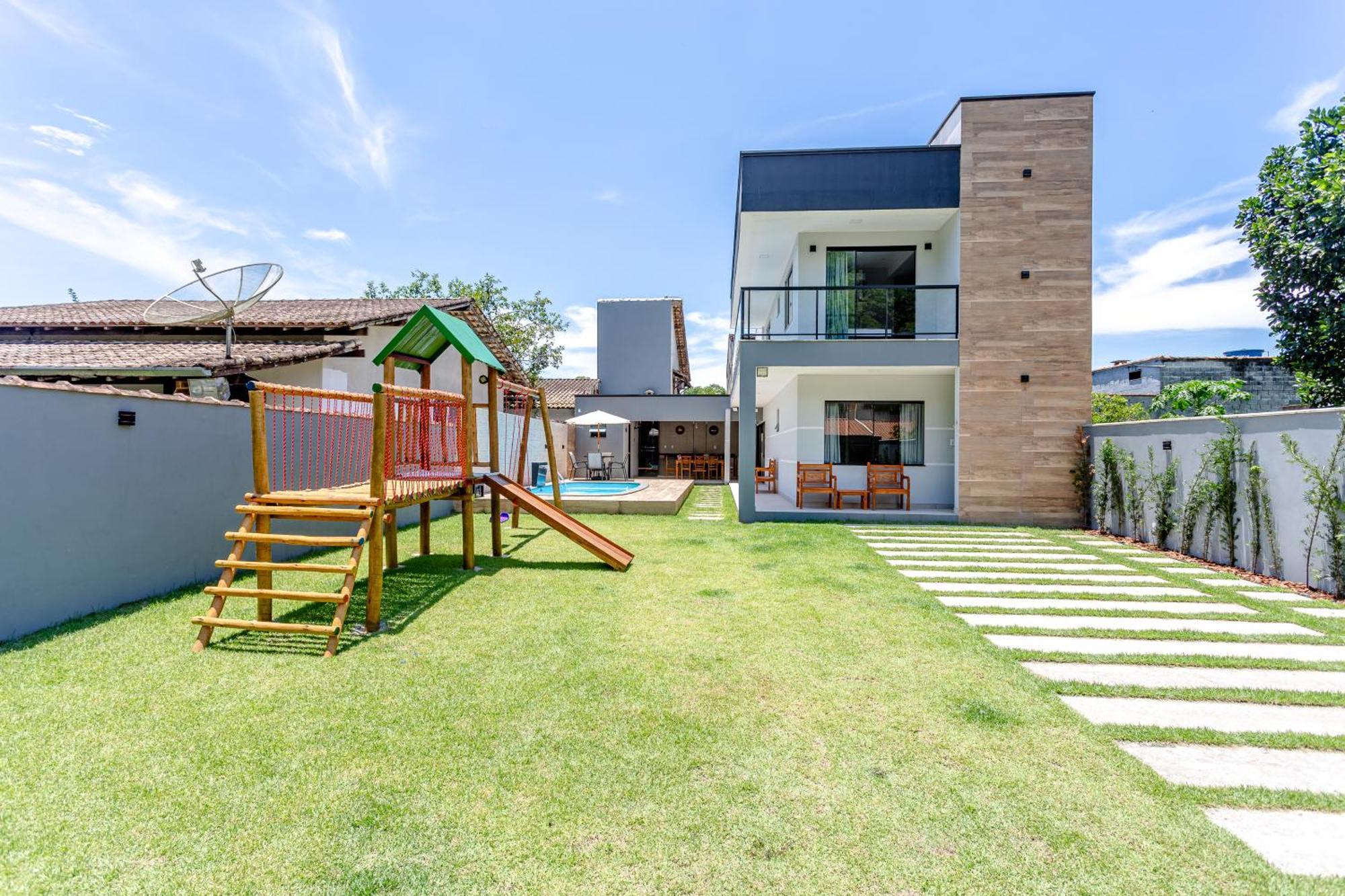 Casa Em Com 4 Suites, Piscina E Churrasqueira Proximo Praias